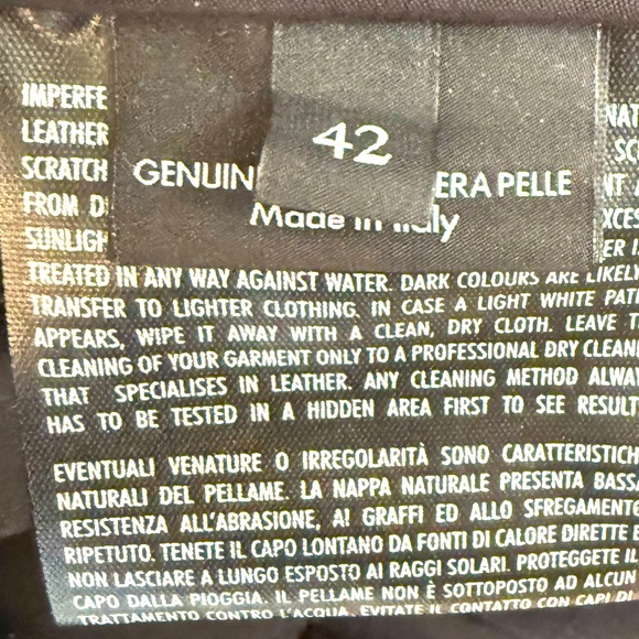 Gucci embossed GG leather jacket - Picture 2 of 16